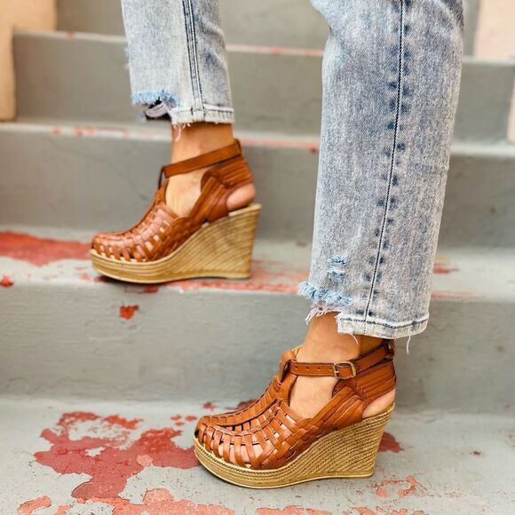 Handmade Tan Wedge  - Picture 1 of 5